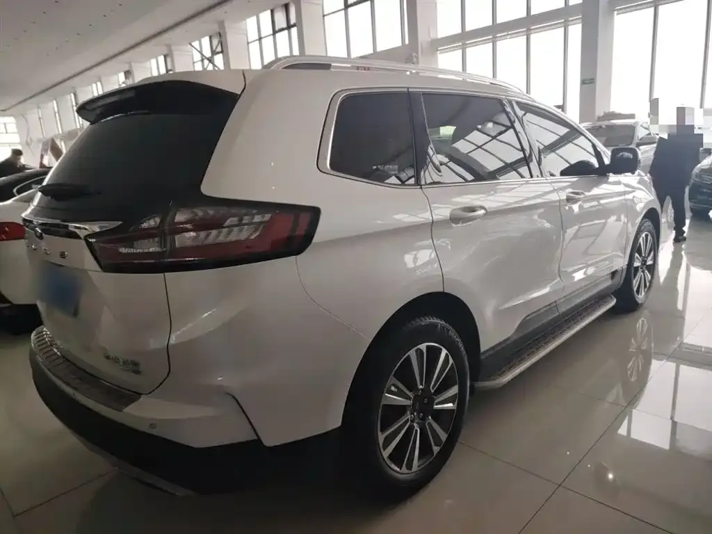 Ford Edge 2022 из CN, фото 5