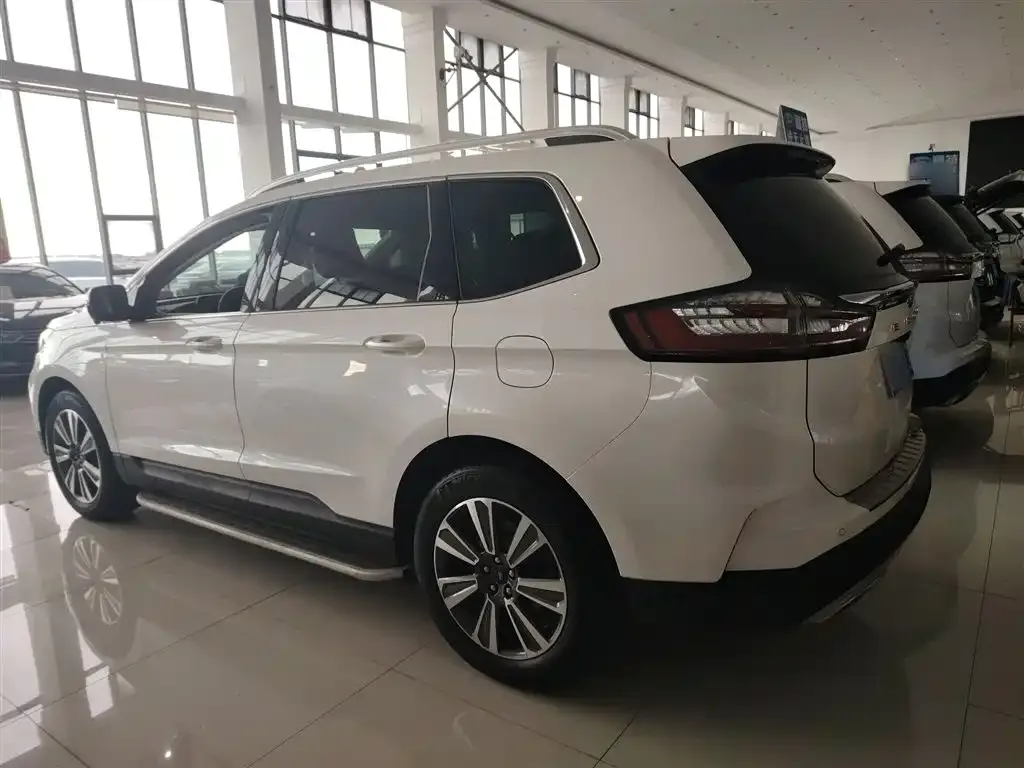 Ford Edge 2022 из CN, фото 6