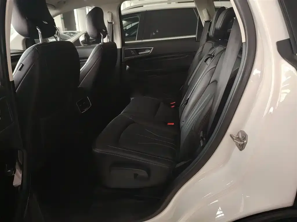 Ford Edge 2022 из CN, фото 8