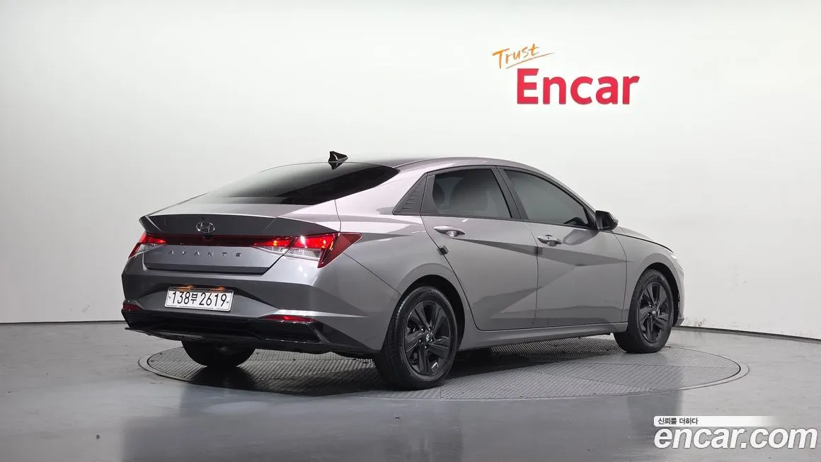 Hyundai AVANTE 2023 из KR, фото 2