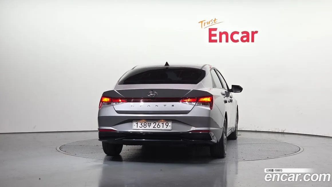 Hyundai AVANTE 2023 из KR, фото 4