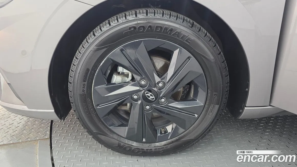 Hyundai AVANTE 2023 из KR, фото 5
