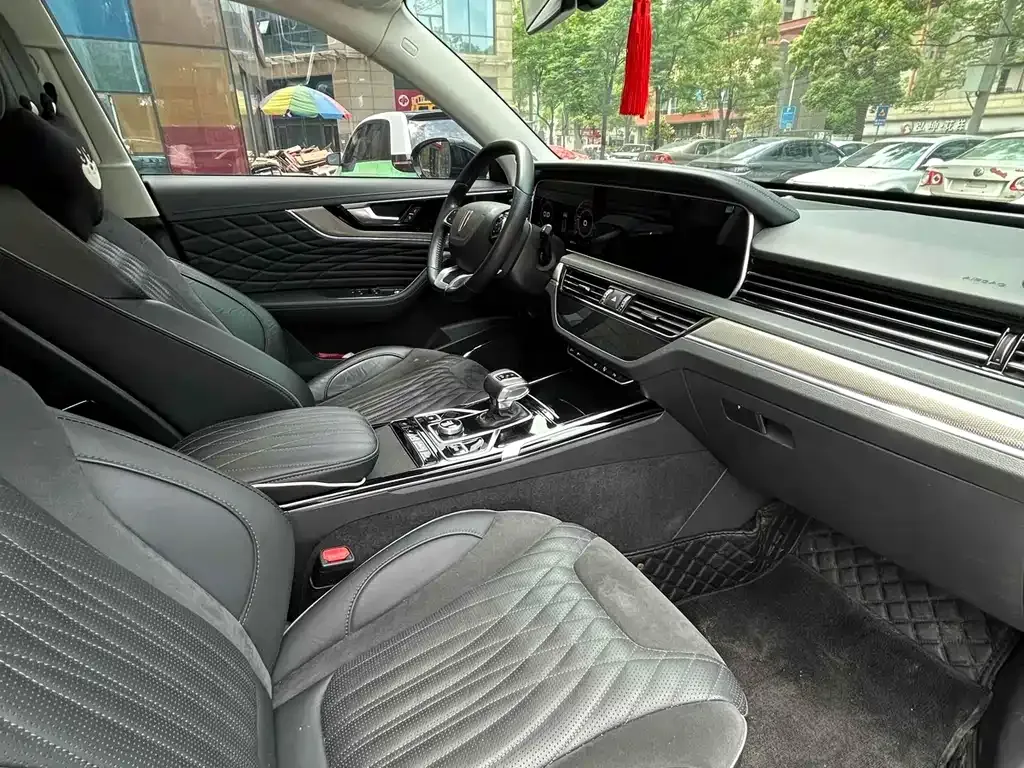 Hongqi HS5 2023 из CN, фото 10