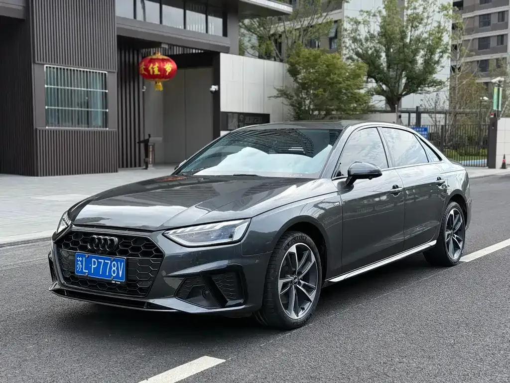 Audi A4L 2022 из CN, фото 1