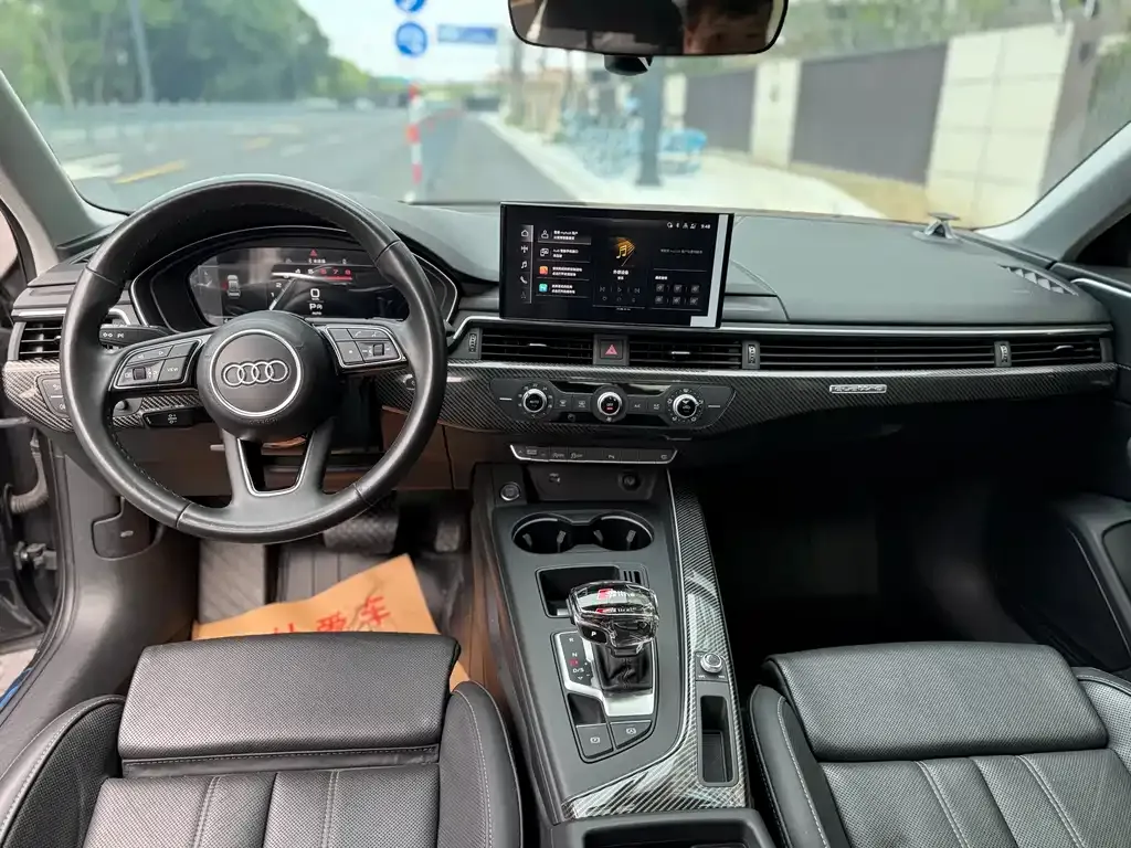 Audi A4L 2022 из CN, фото 10