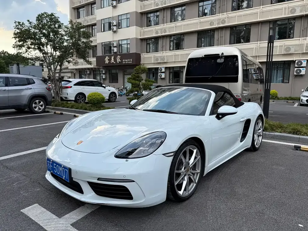 Porsche 718 2022 из CN, фото 1