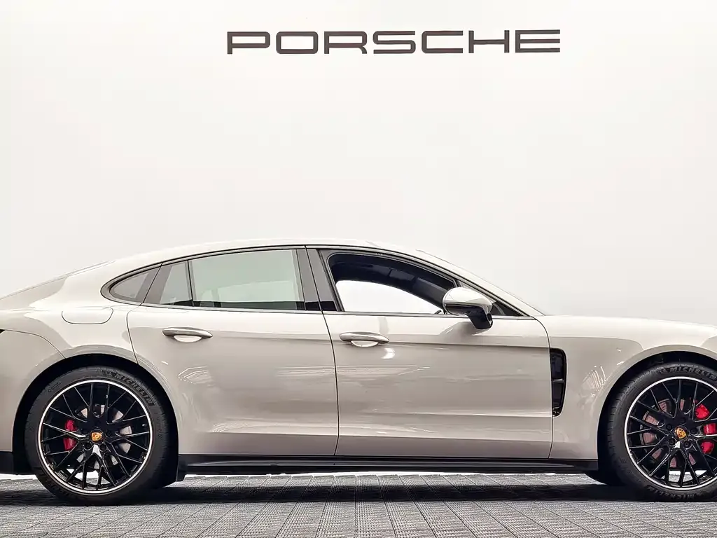 Porsche Panamera 2022 из CN, фото 4
