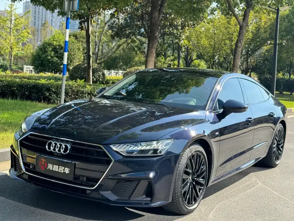 Audi A7 2021 из CN, фото 1