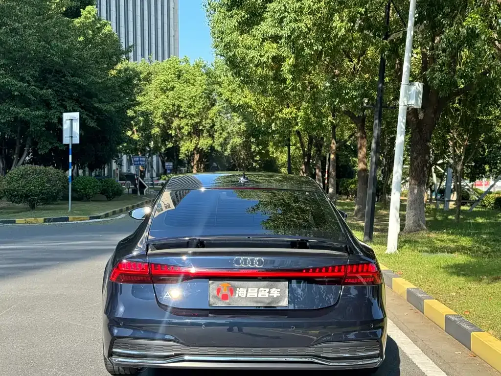 Audi A7 2021 из CN, фото 5