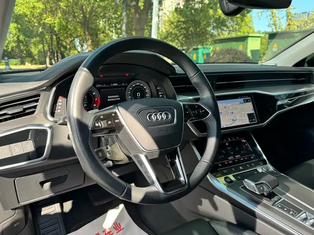 Audi A7 2021 из CN, фото 7