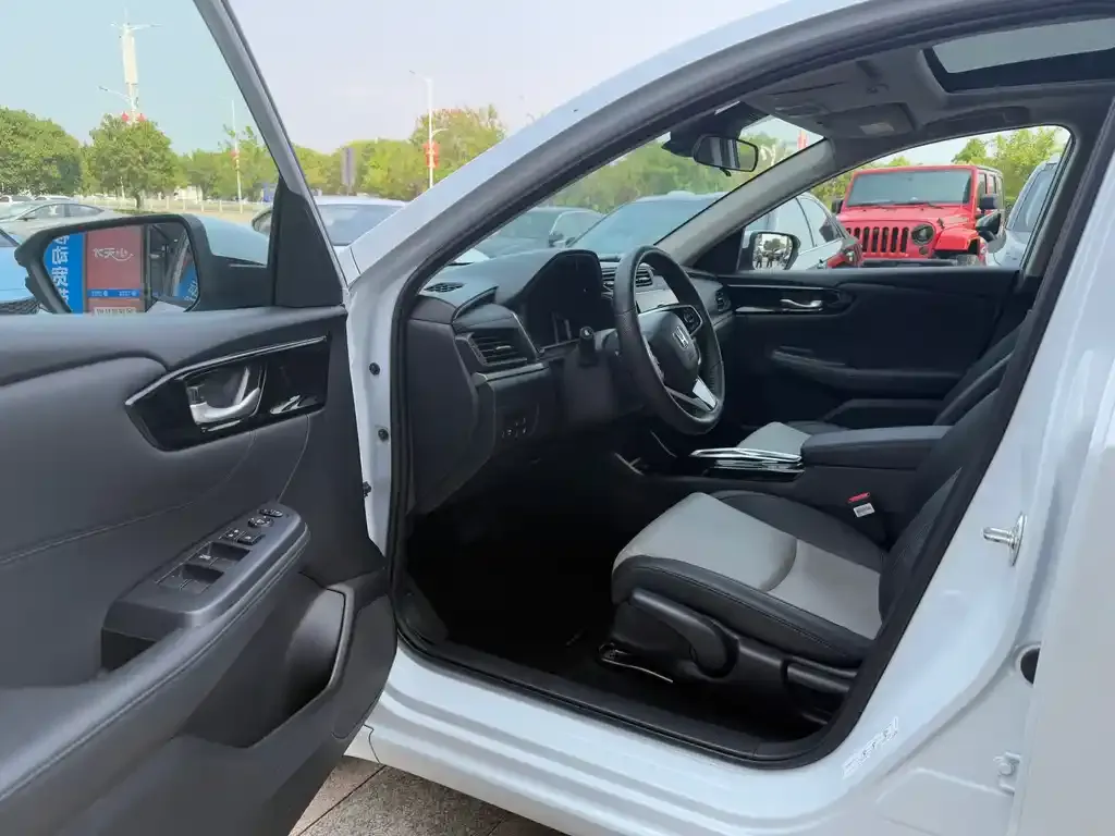 Honda Envix 2023 из CN, фото 4