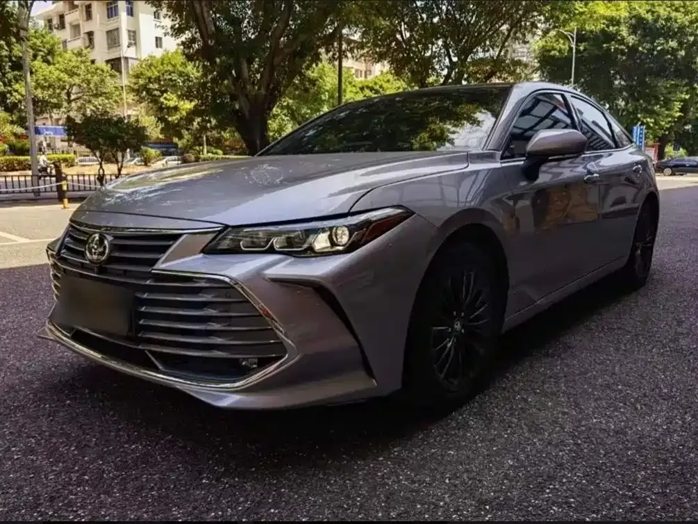 Toyota Avalon 2022 из CN, фото 1