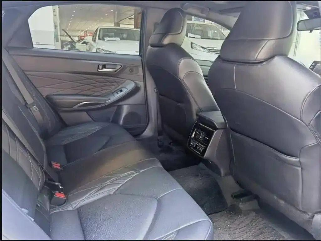 Toyota Avalon 2022 из CN, фото 10