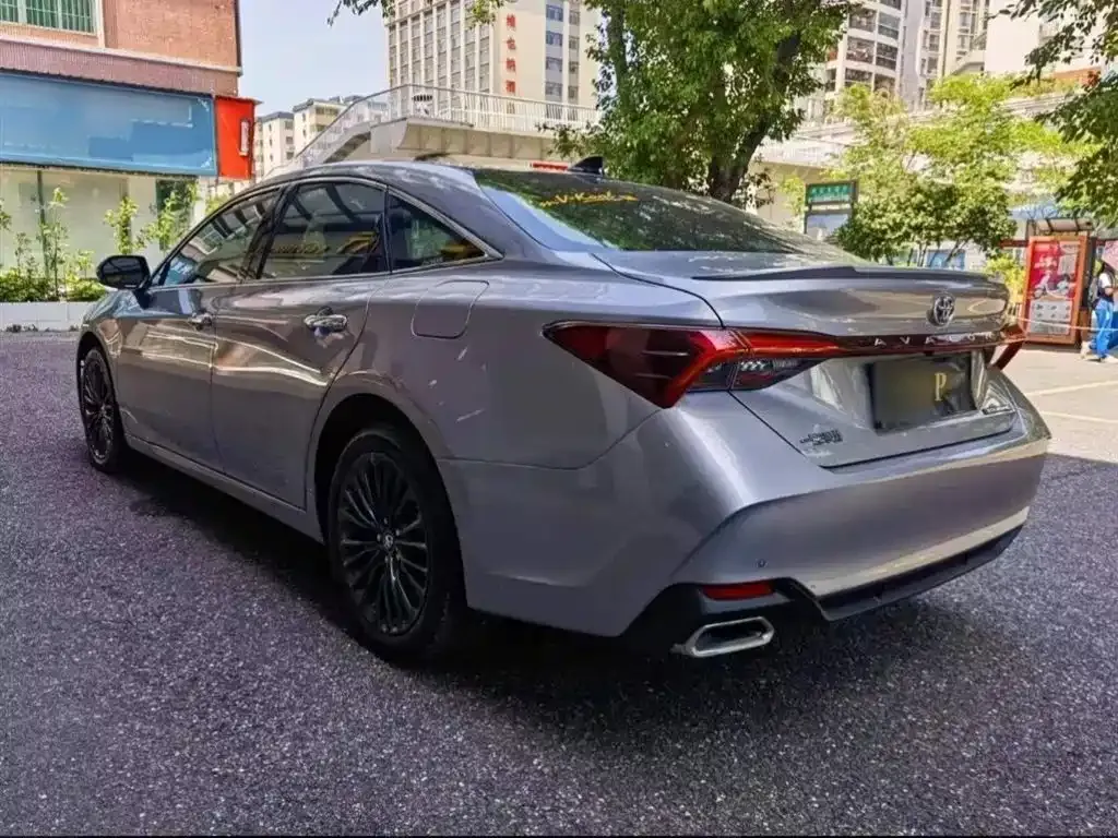 Toyota Avalon 2022 из CN, фото 5
