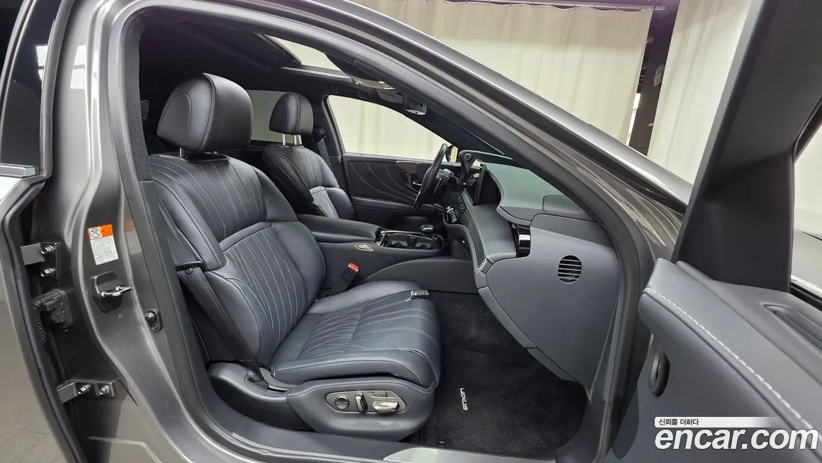 Lexus LS 2023 из KR, фото 10