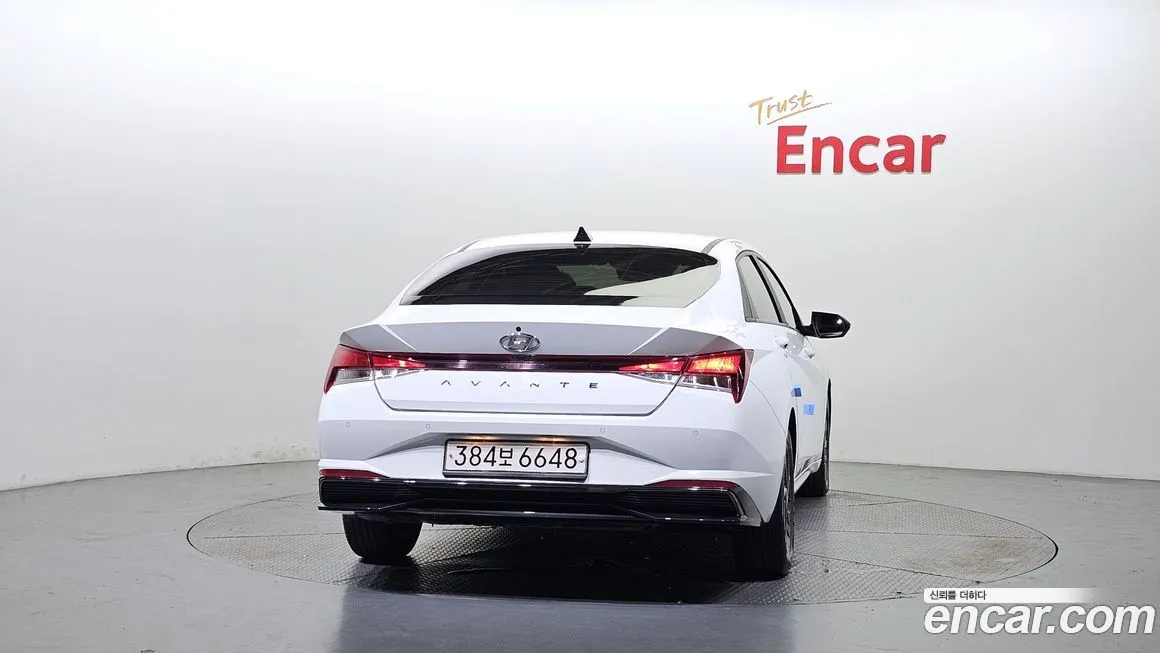 Hyundai AVANTE 2021 из KR, фото 2