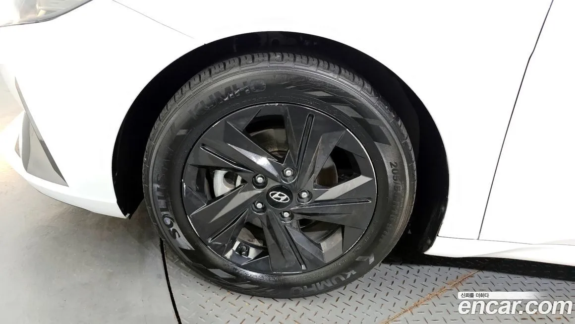 Hyundai AVANTE 2021 из KR, фото 5