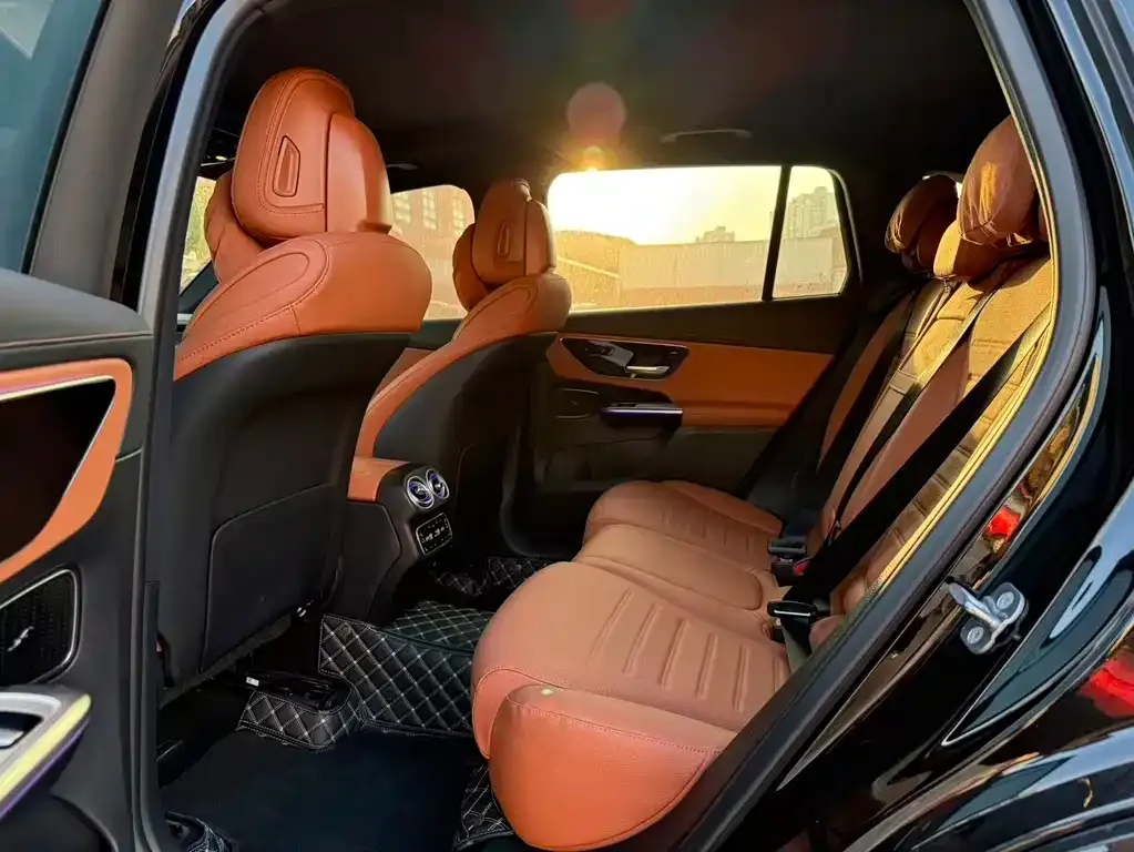 Mercedes-Benz GLC 2024 из CN, фото 9