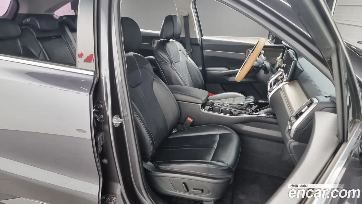 Kia Sorento — фото 10