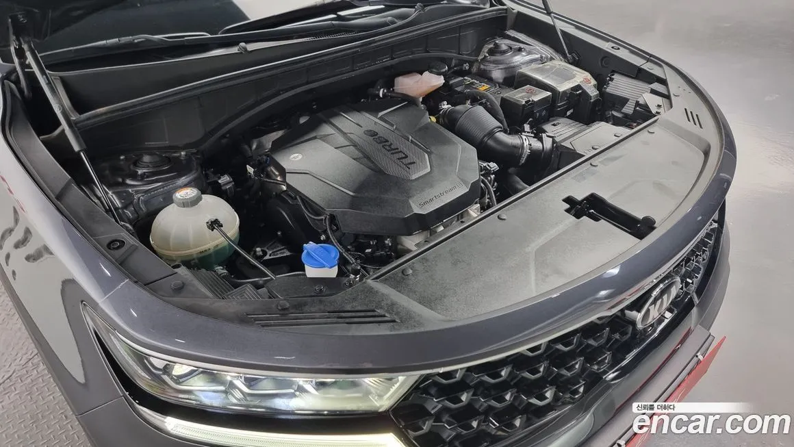 Kia Sorento — фото 6