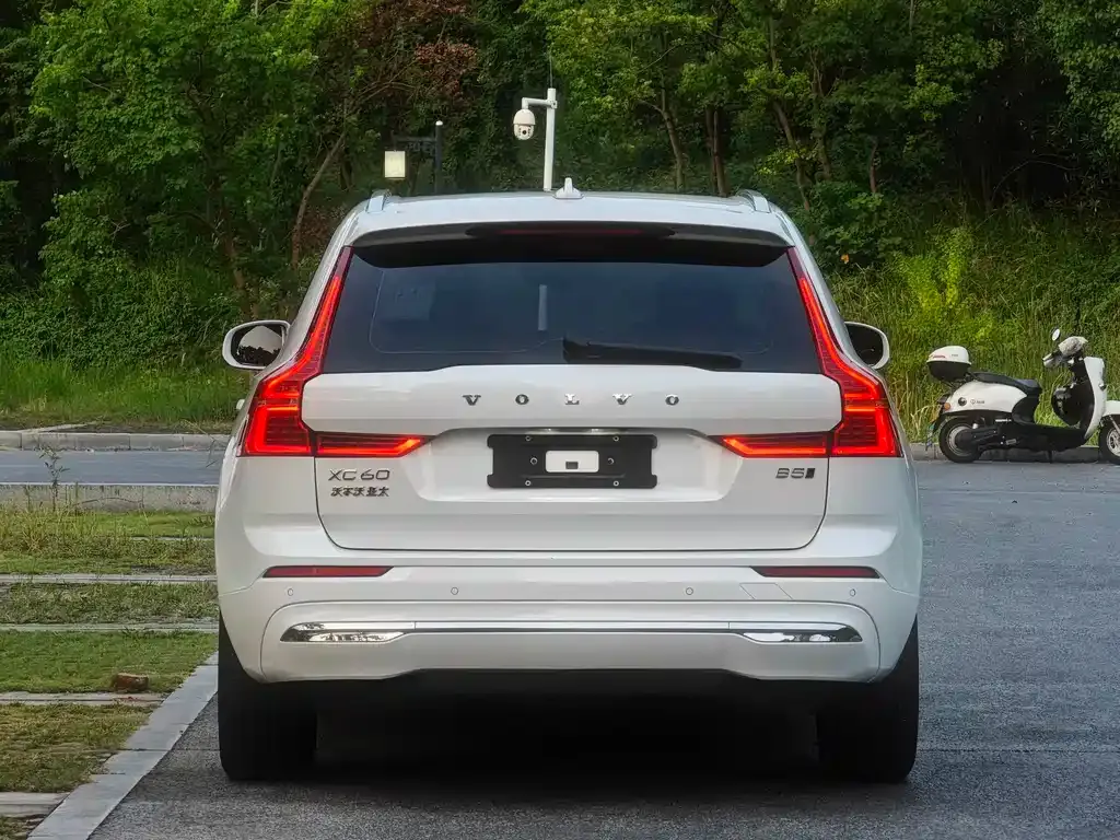 Volvo XC60 2022 из CN, фото 9