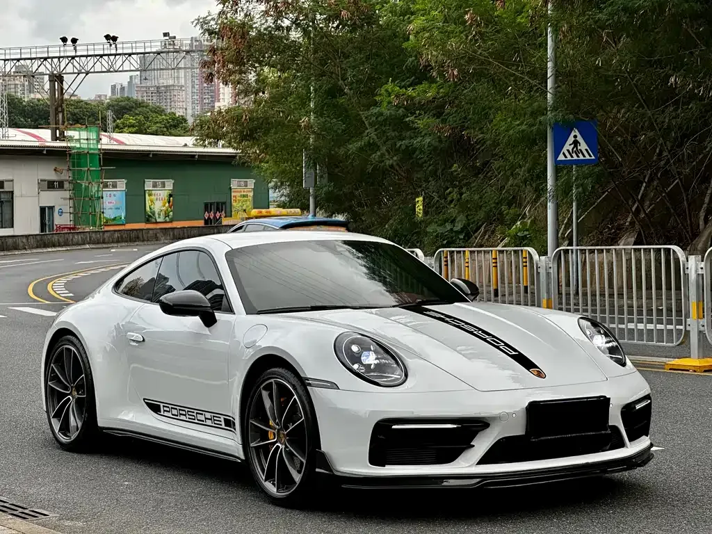 Porsche 911 2023 из CN, фото 3
