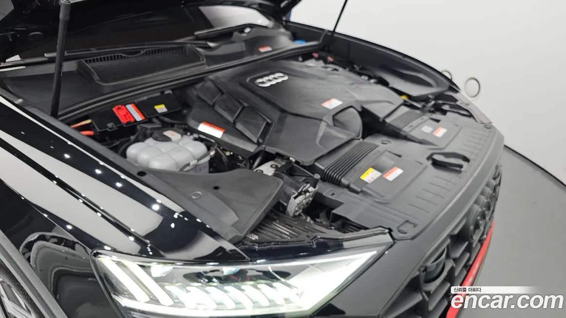 Audi Q8 2023 из KR, фото 6