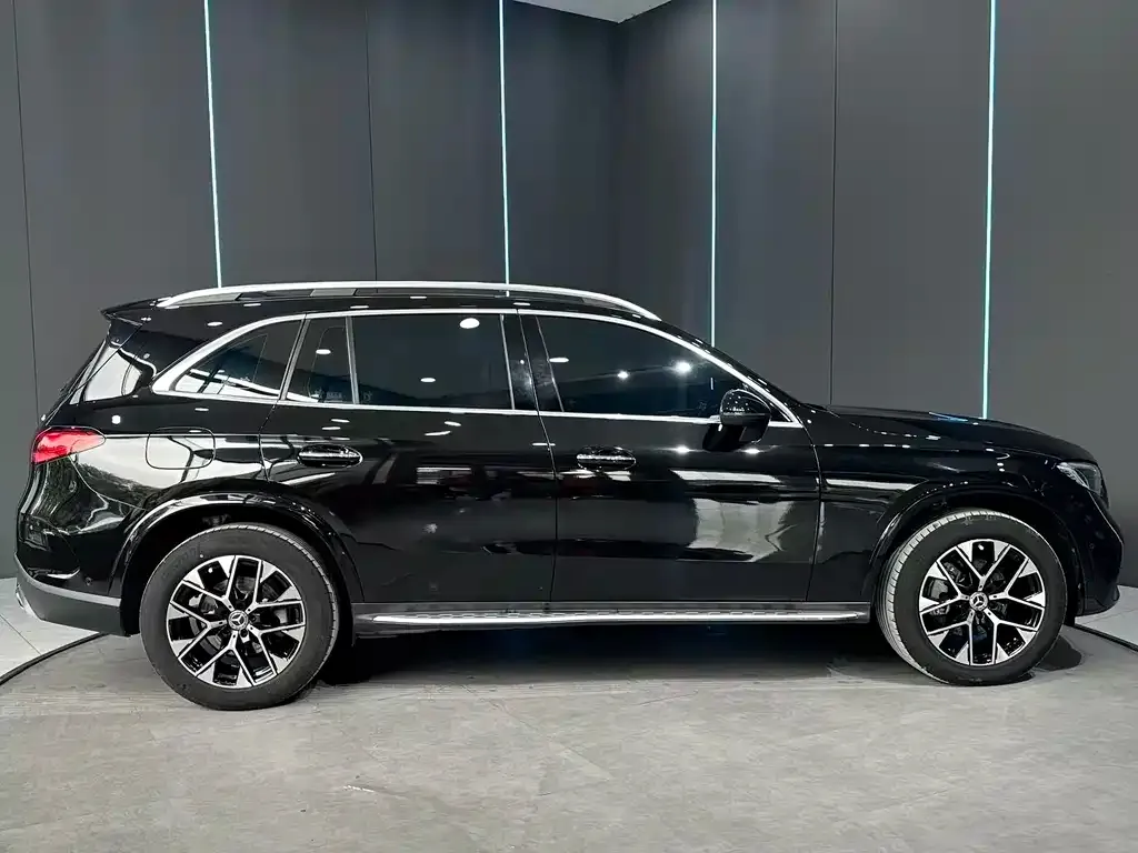 Mercedes-Benz GLC 2024 из CN, фото 4