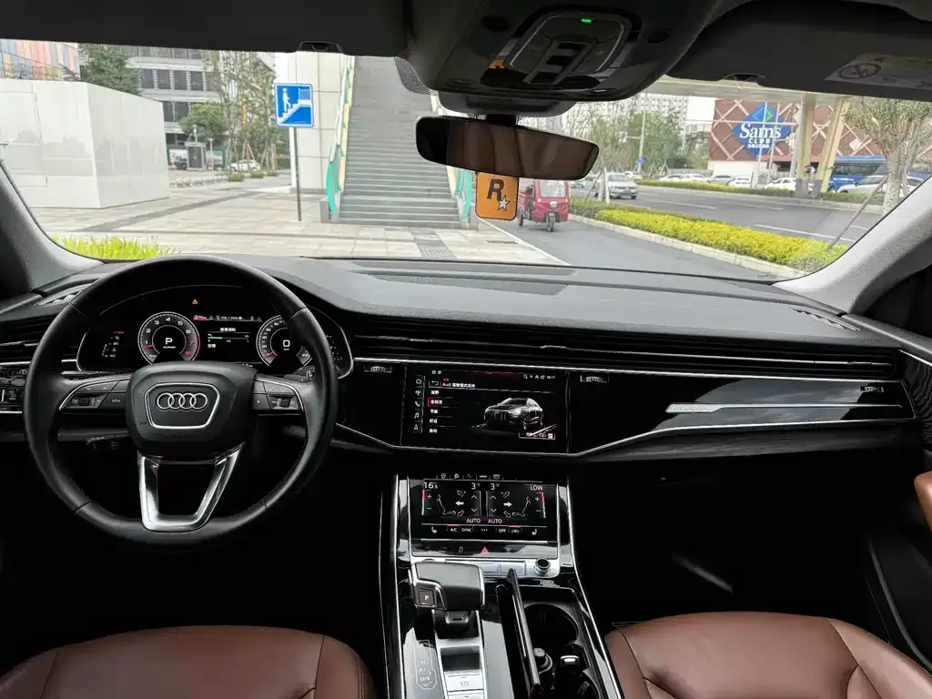 Audi Q8 2021 из CN, фото 10