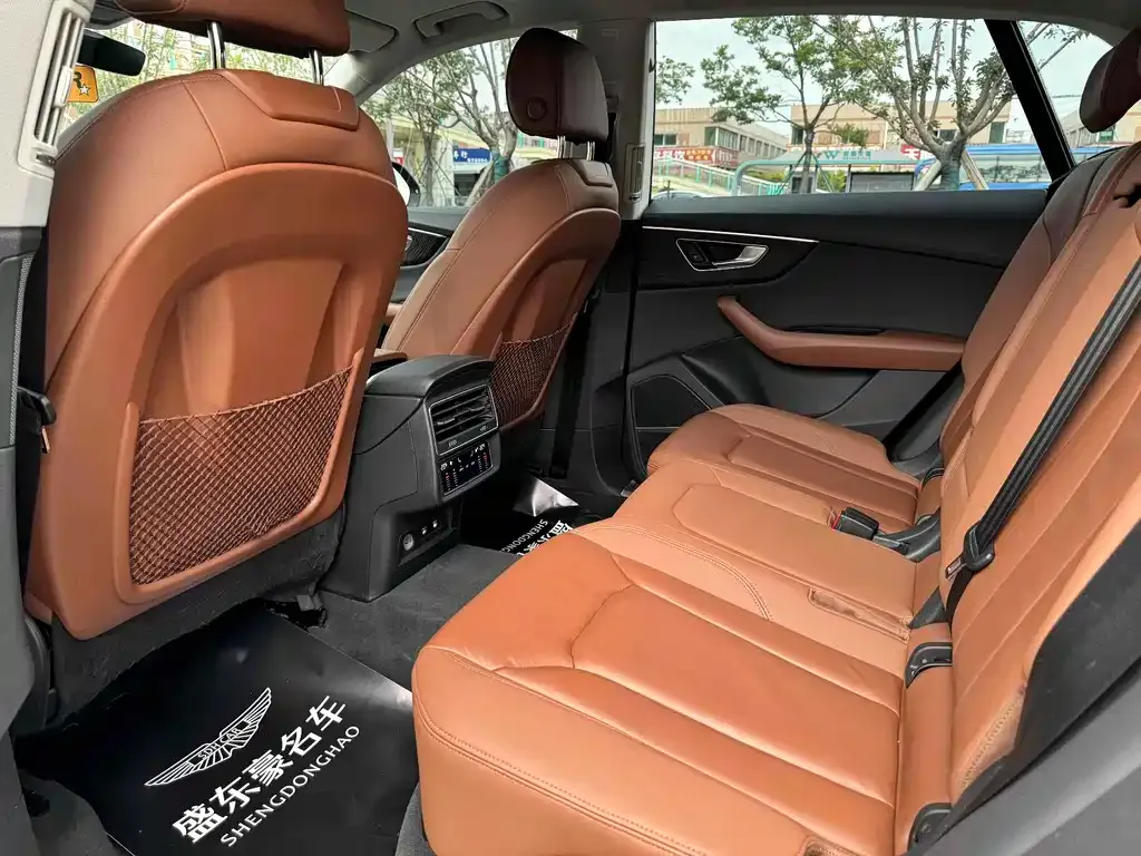 Audi Q8 2021 из CN, фото 8