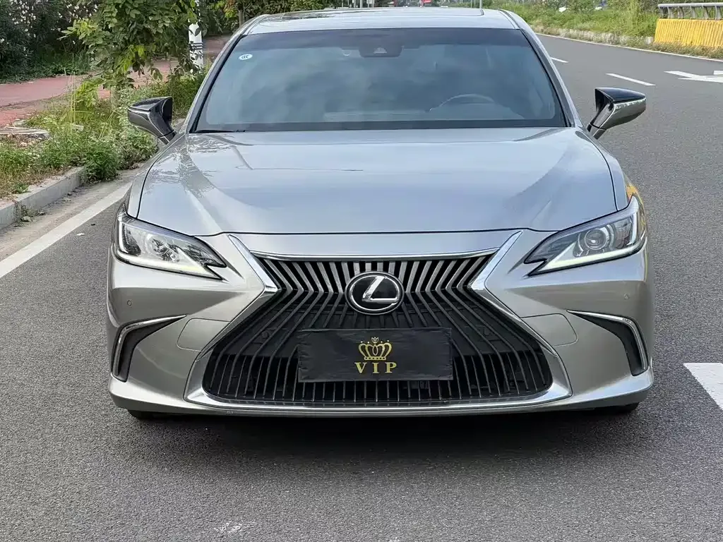 Lexus ES 2021 из CN, фото 2