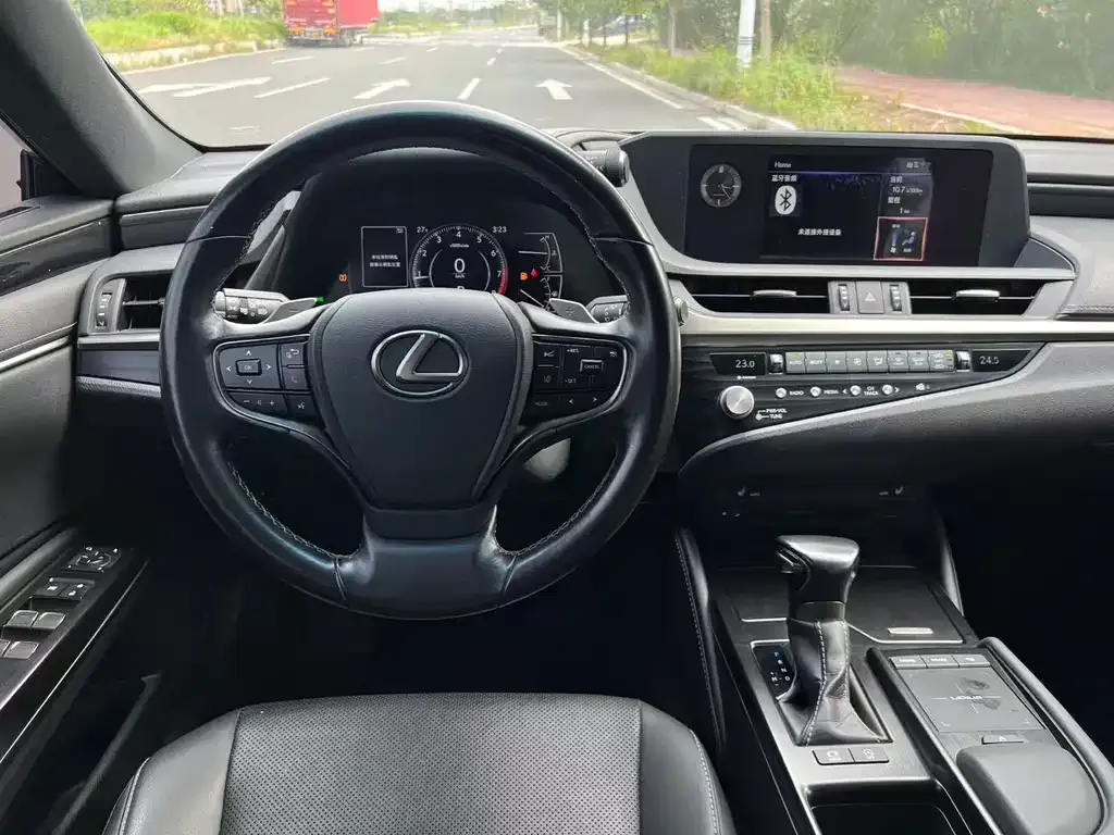Lexus ES 2021 из CN, фото 7