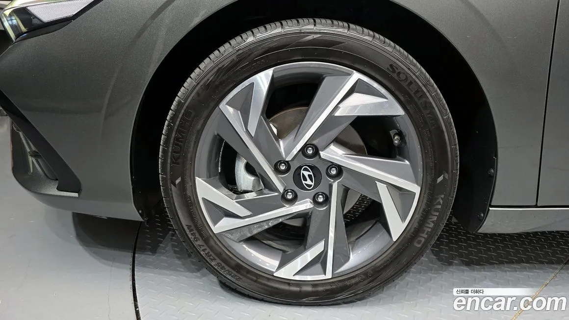 Hyundai AVANTE — фото 5