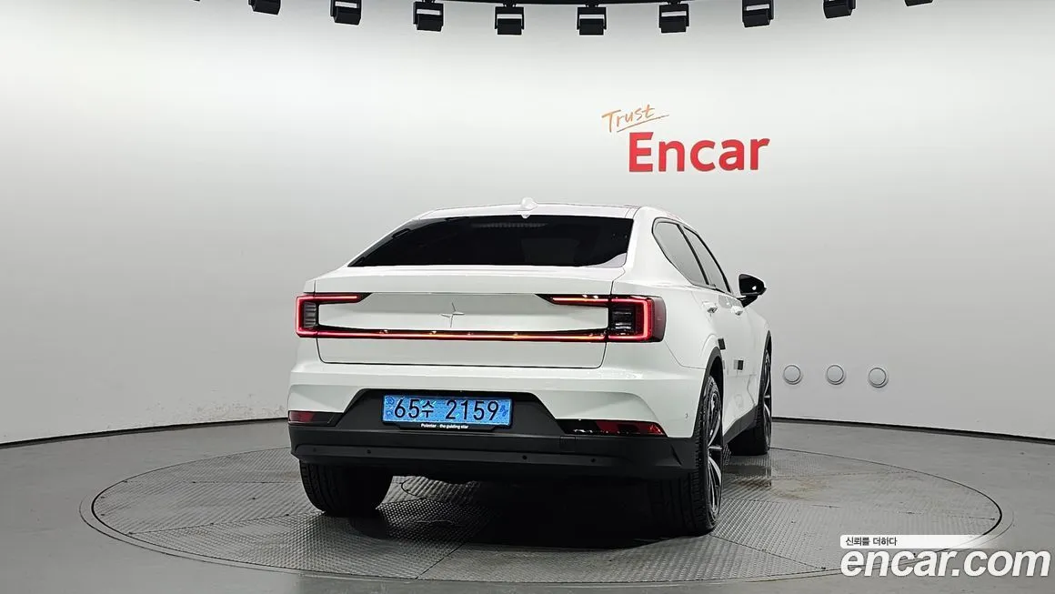 Polestar Polestar 2 — фото 4
