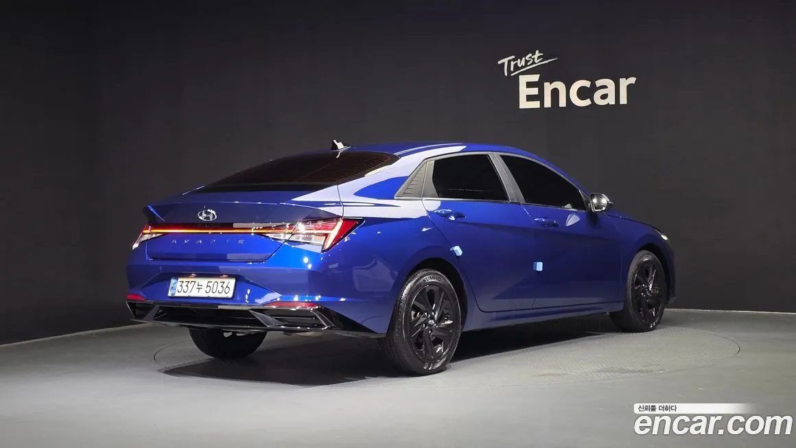 Hyundai AVANTE — фото 2