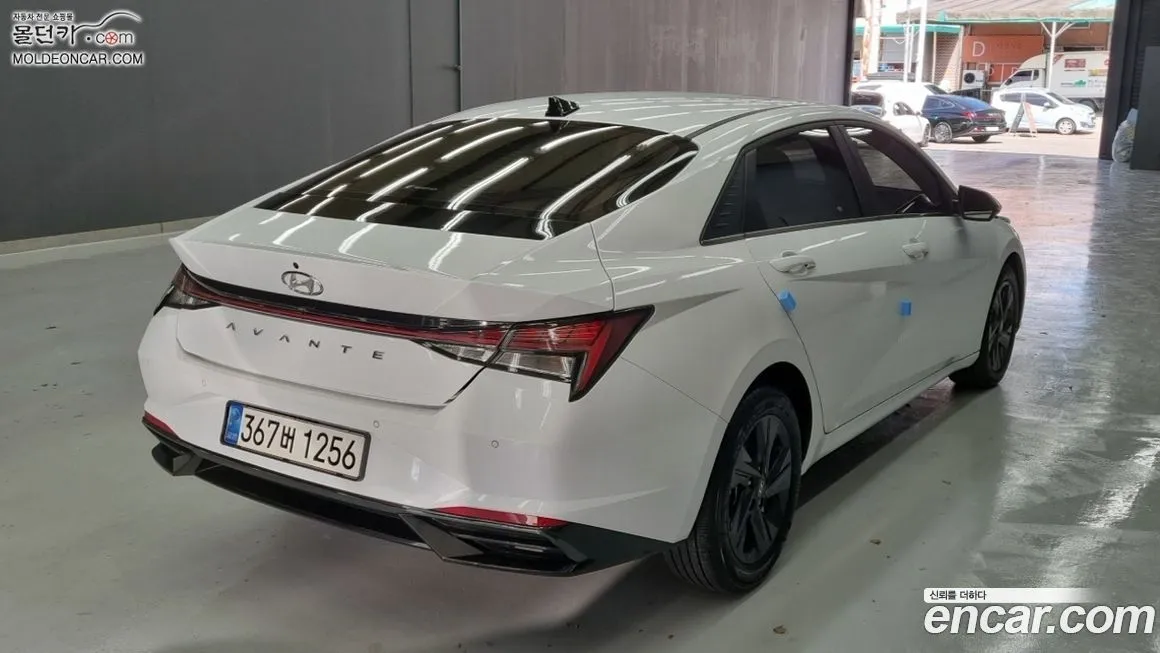 Hyundai AVANTE — фото 2