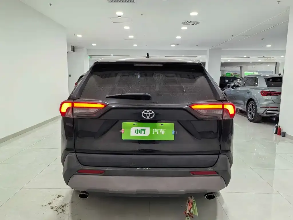 Toyota RAV4 2021 из CN, фото 5