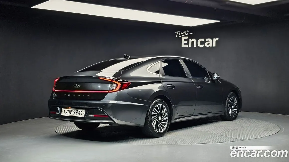 Hyundai Sonata 2022 из KR, фото 2