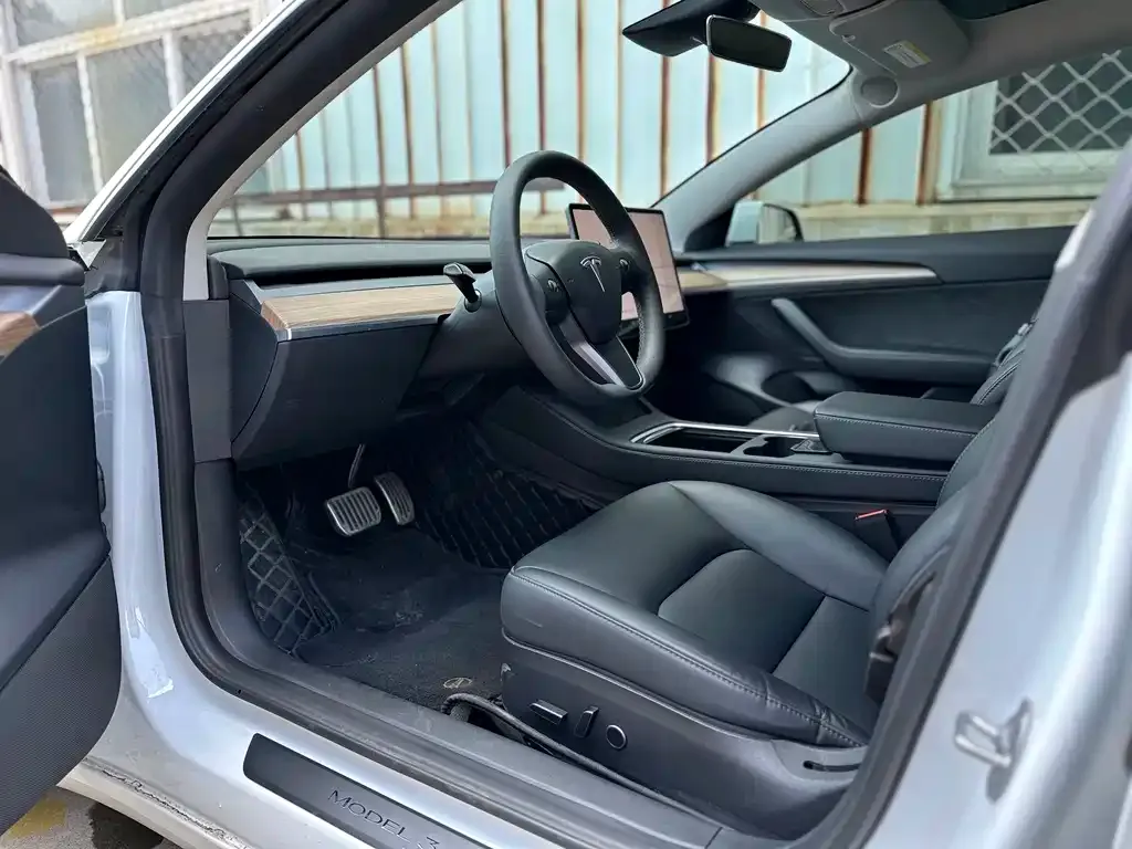 Tesla Model 3 2023 из CN, фото 9