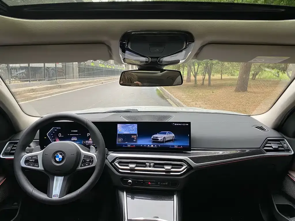 BMW 3 Series 2024 из CN, фото 6