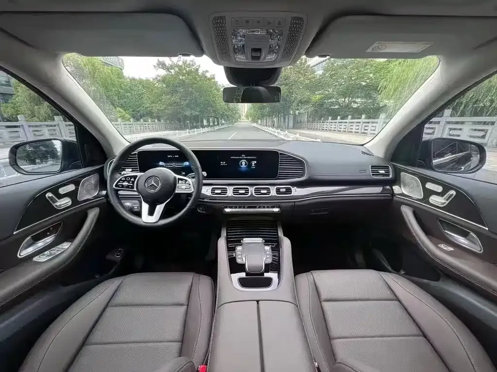 Mercedes-Benz GLE — фото 7