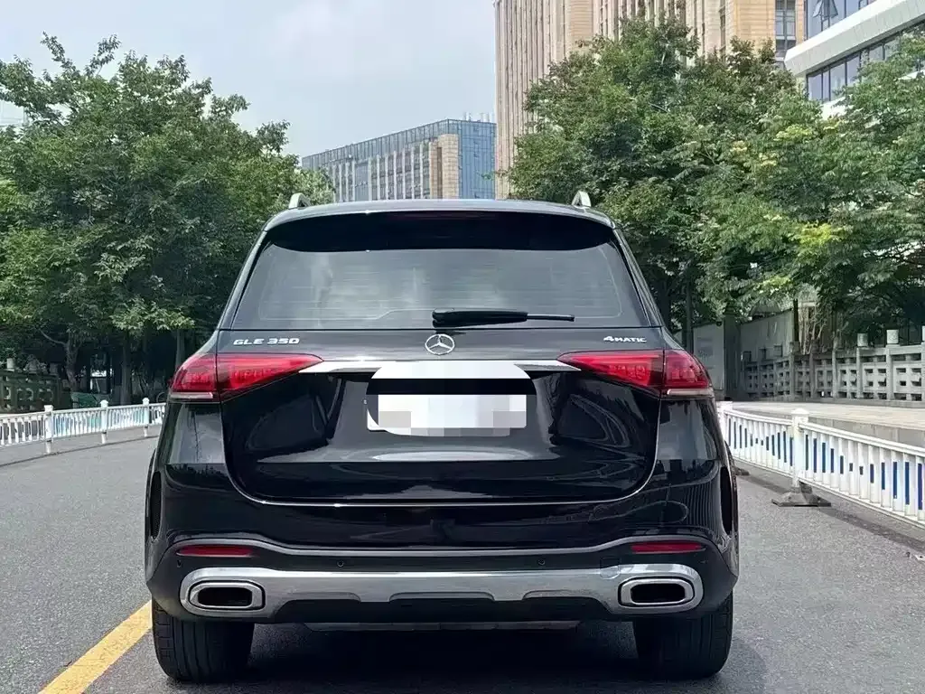 Mercedes-Benz GLE — фото 9