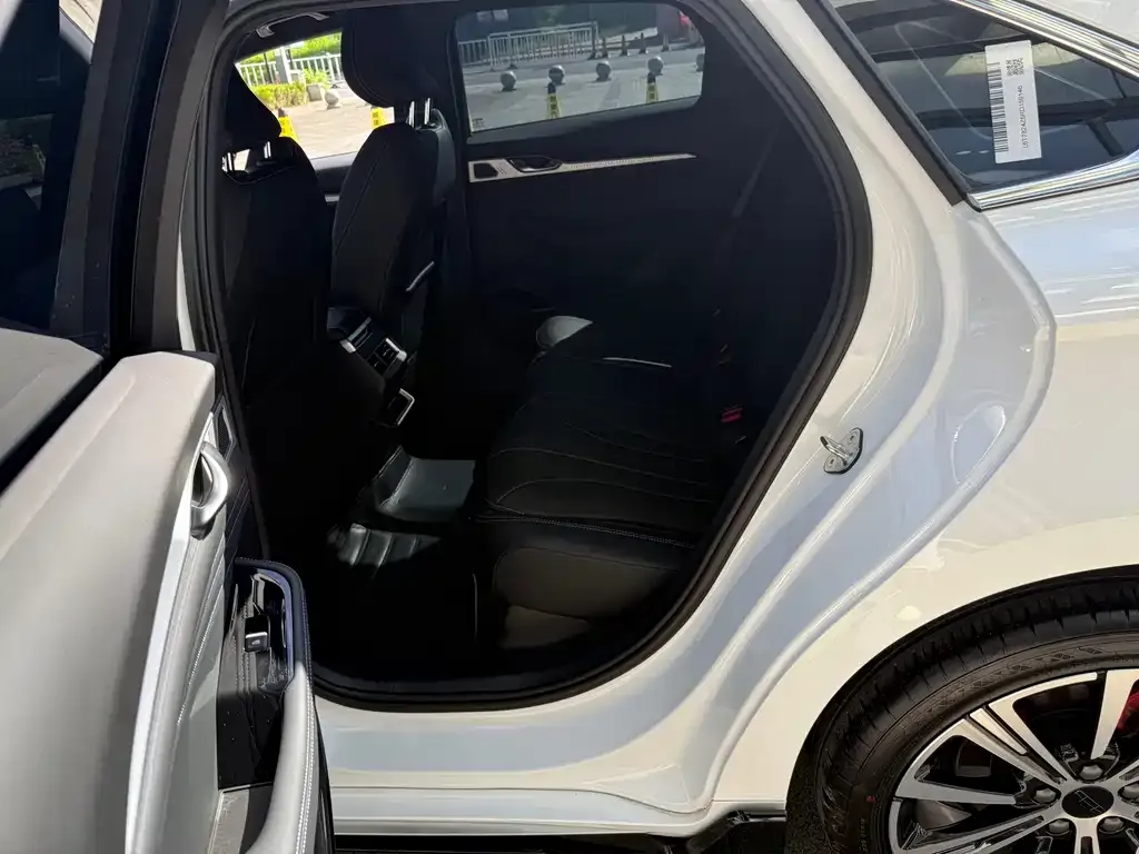 Geely Xingrui 2025 из CN, фото 8