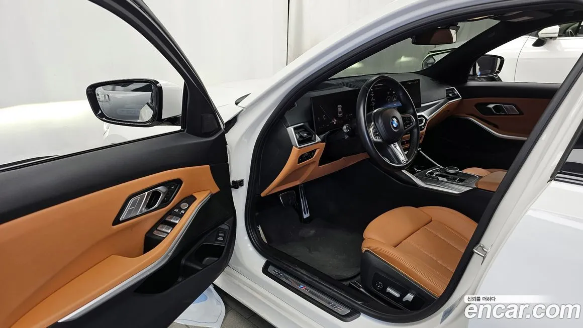BMW 3-Series 2023 из KR, фото 10