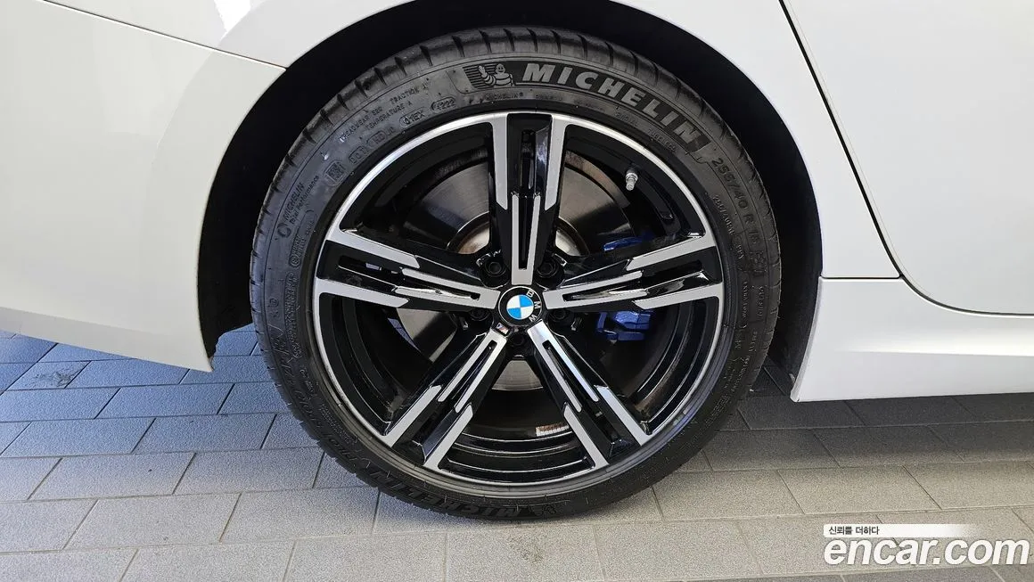 BMW 3-Series 2023 из KR, фото 5