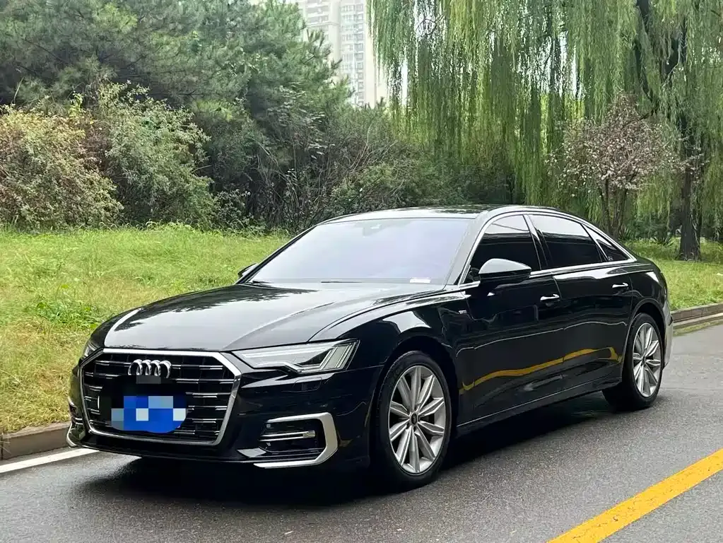 Audi A6L 2023 из CN, фото 1