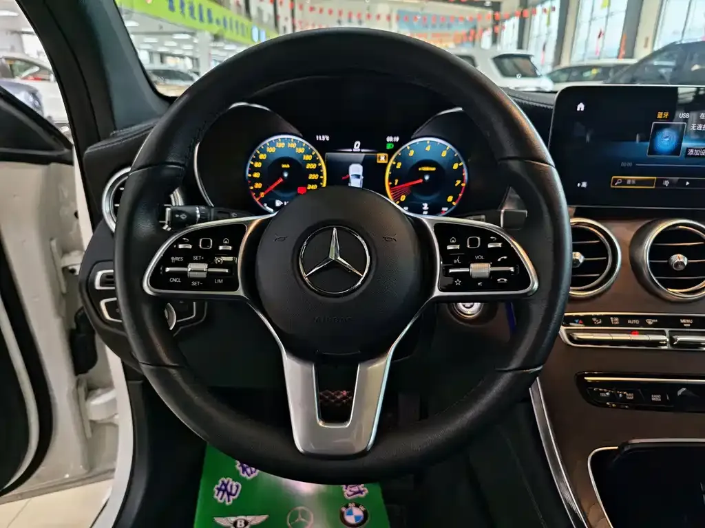 Mercedes-Benz GLC 2021 из CN, фото 8