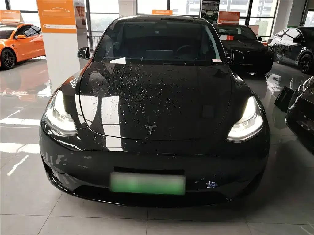 Tesla Model Y 2025 из CN, фото 3