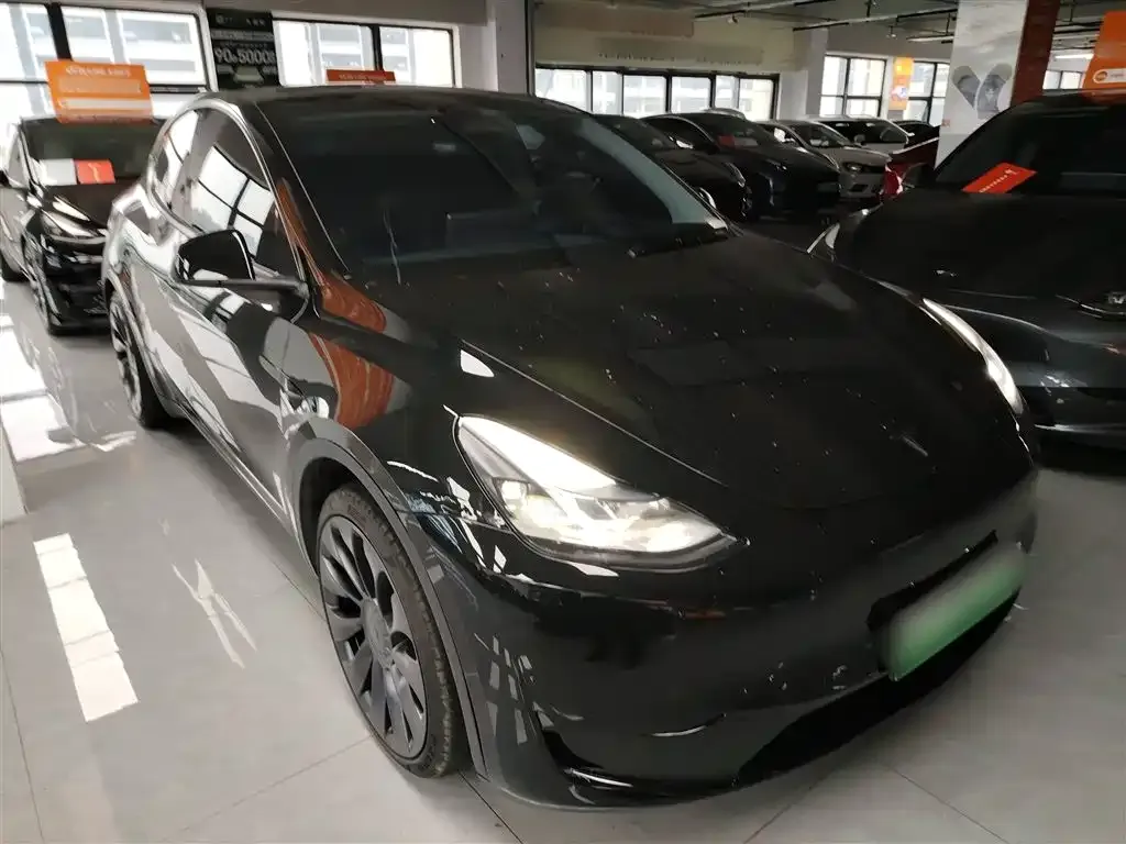 Tesla Model Y 2025 из CN, фото 4