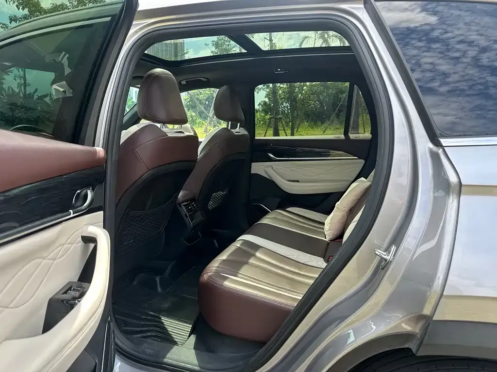 Geely Xingyue L 2022 из CN, фото 9